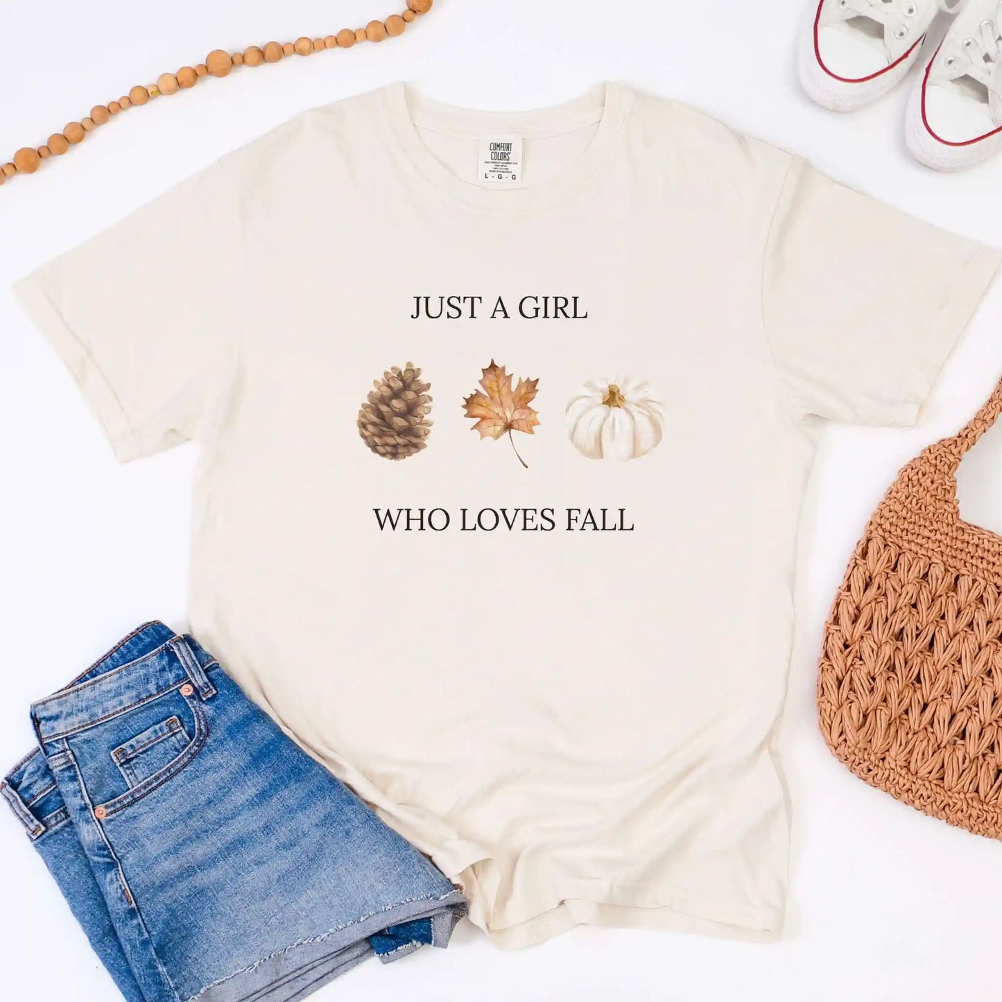 Just a Girl Who Loves Fall