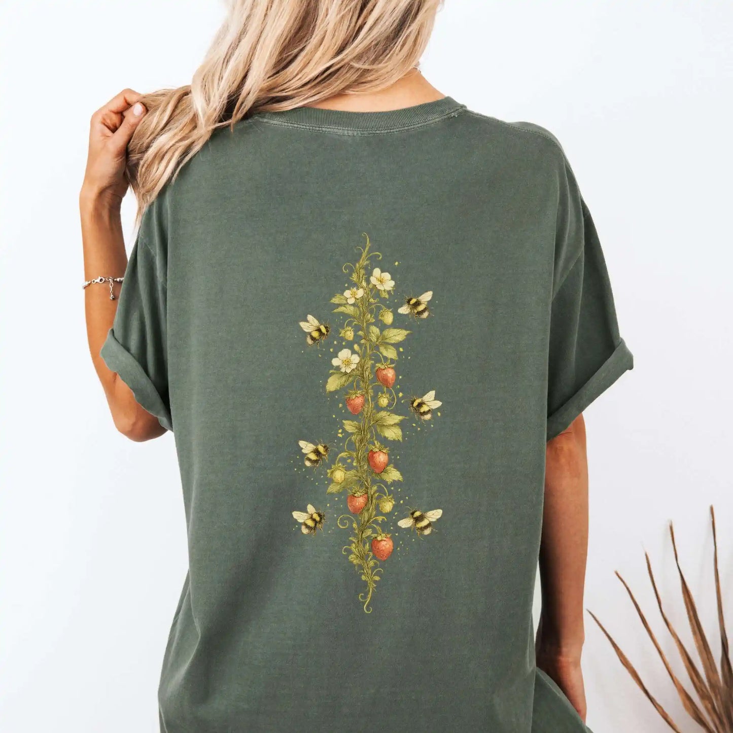 Wild Strawberry & Honeybee